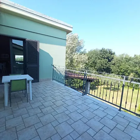 Il Giardino Dei Sogni Oda ve Kahvaltı Vasto